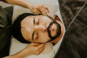 Dermapen 4 Microneedling for Men in Shimbashi, Tokyo